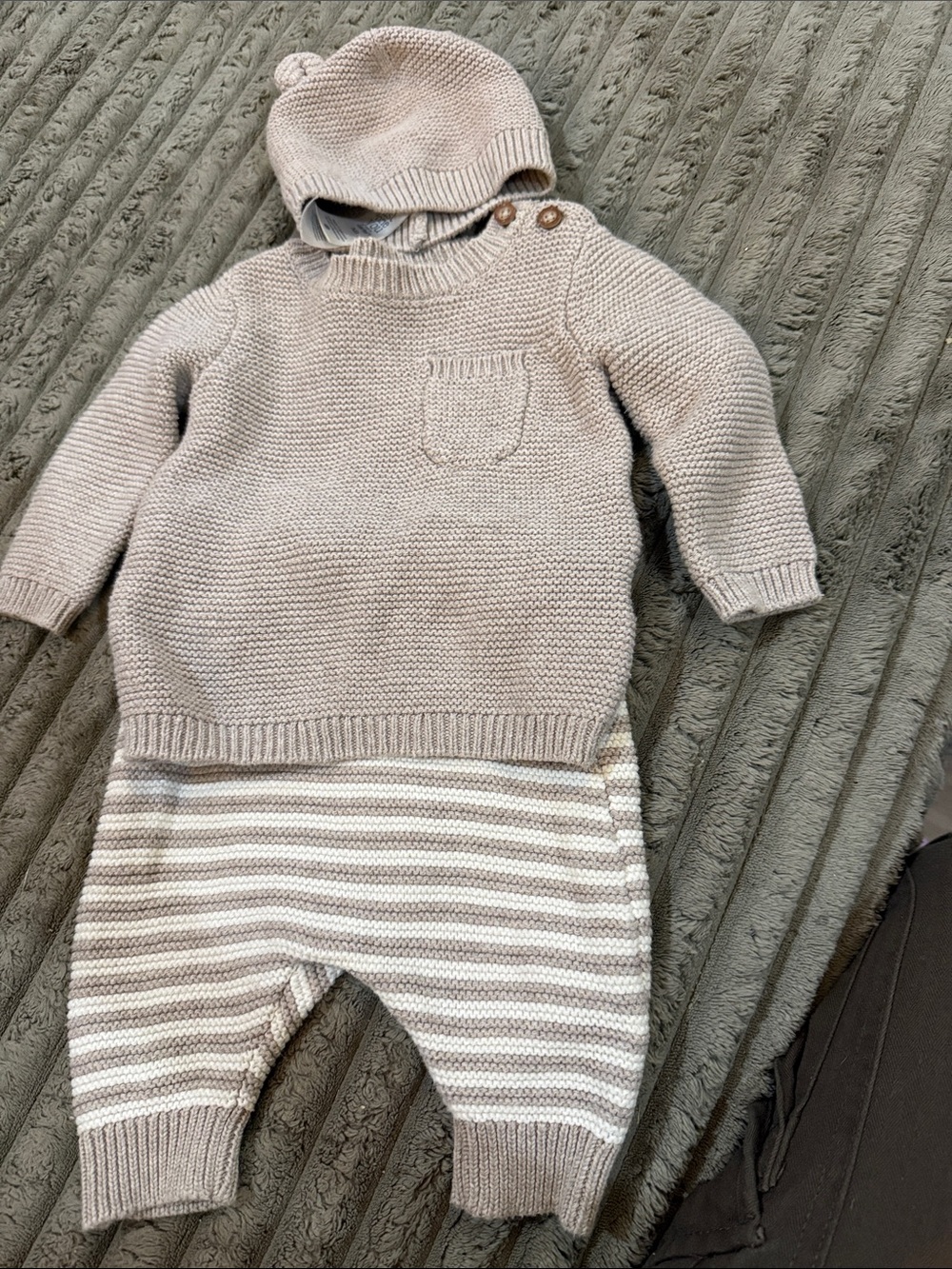 Cozy Neutral Knit Baby Set with Striped Pants and Hat